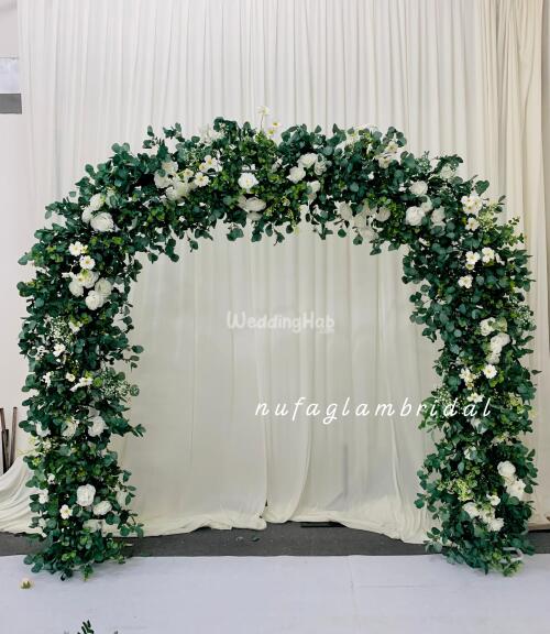 Pakej pelamin dan dekorasi