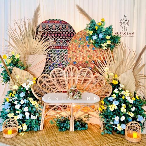 Pakej pelamin dan dekorasi