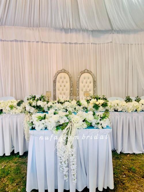 Pakej pelamin dan dekorasi