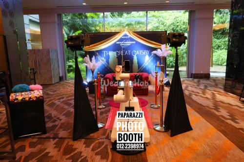 GLAMBOT Cam by Paparazzi Photobooth